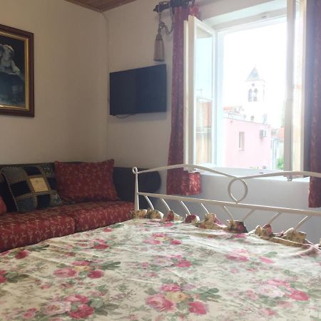Vintage House For Rent 60M From Sea Apartment Baška Voda Exterior foto