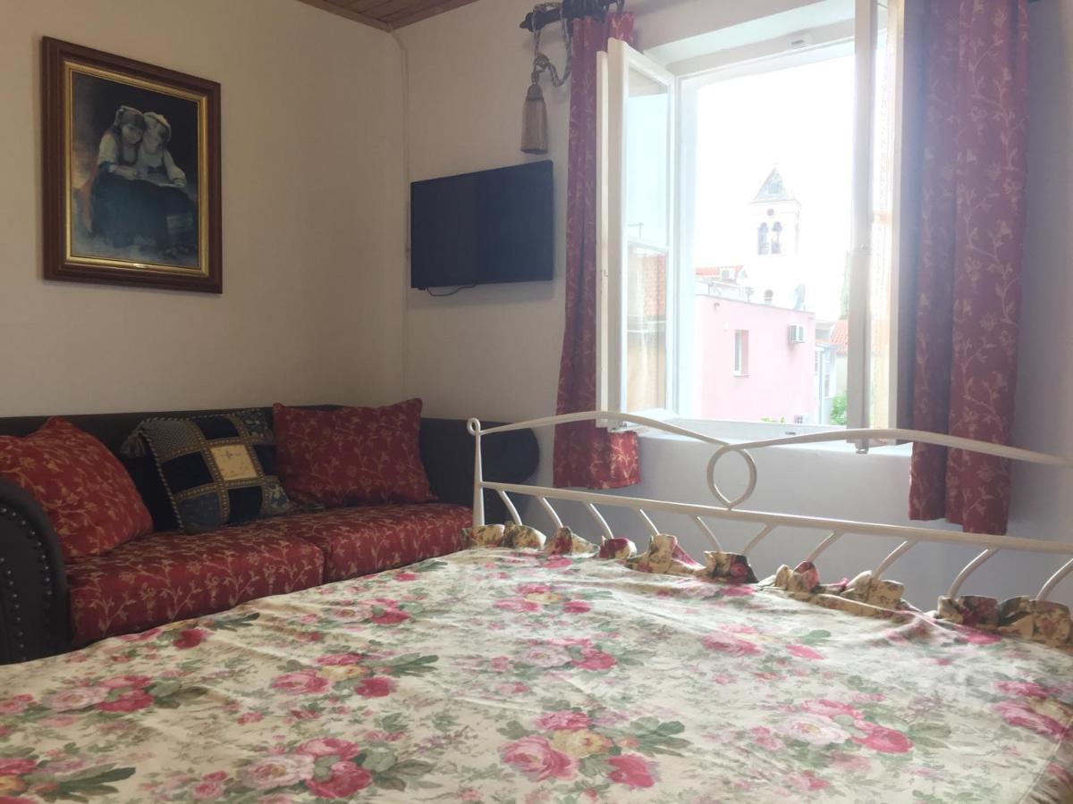 Vintage House For Rent 60M From Sea Apartment Baška Voda Exterior foto